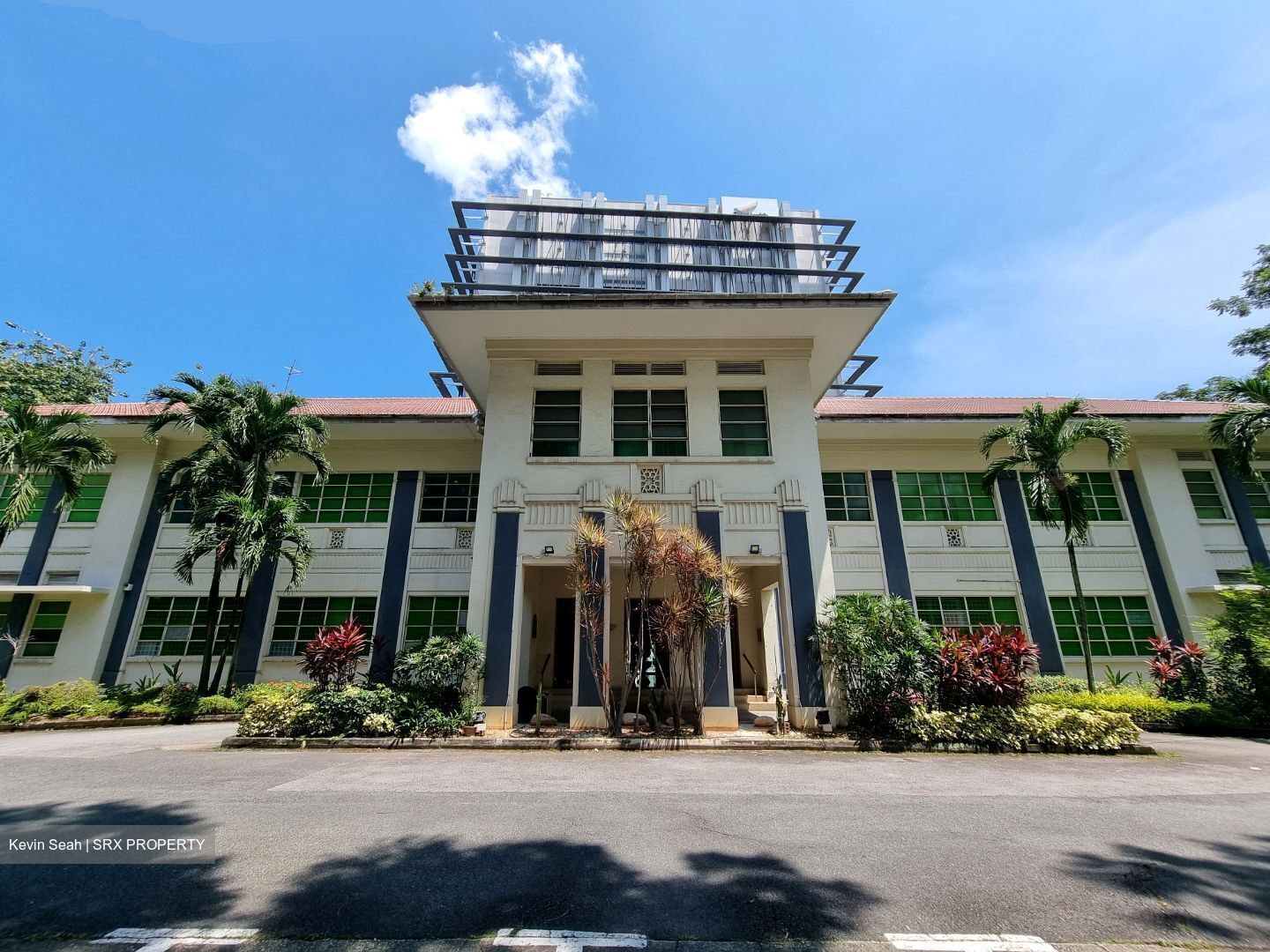 Paragon Medical Centre (D3), Office #452877661